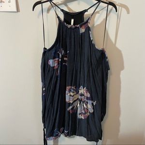 Sage - Black open shoulder dress with long sleeves